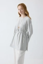 Açık Gri Basic Yandan Yırtmaçlı Bluz - 4