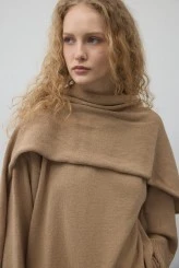 Camel Knit Sweater With Scarf - 4