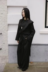 Siyah Drapeli Pelerin Bluz - 4