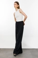 Black Elastic Waist Satin Palazzo Pants - 3