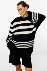 Black Striped Oversized Knit Cardigan - 3