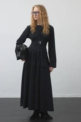 Siyah Pile Bel Detaylı Elbise - KUAD