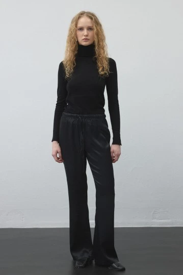 Siyah Beli Lastikli Saten Palazzo Pantolon - KUAD