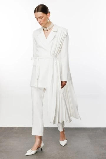 Ecru Pleated Detail Blazer - KUAD (1)