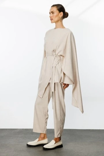 Beige Carrot Cut Pants with Pockets - KUAD (1)