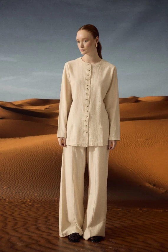Natural Shirt with Adjustable Waist - 1