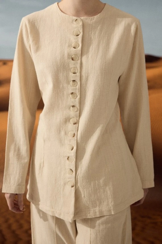 Natural Shirt with Adjustable Waist - 3