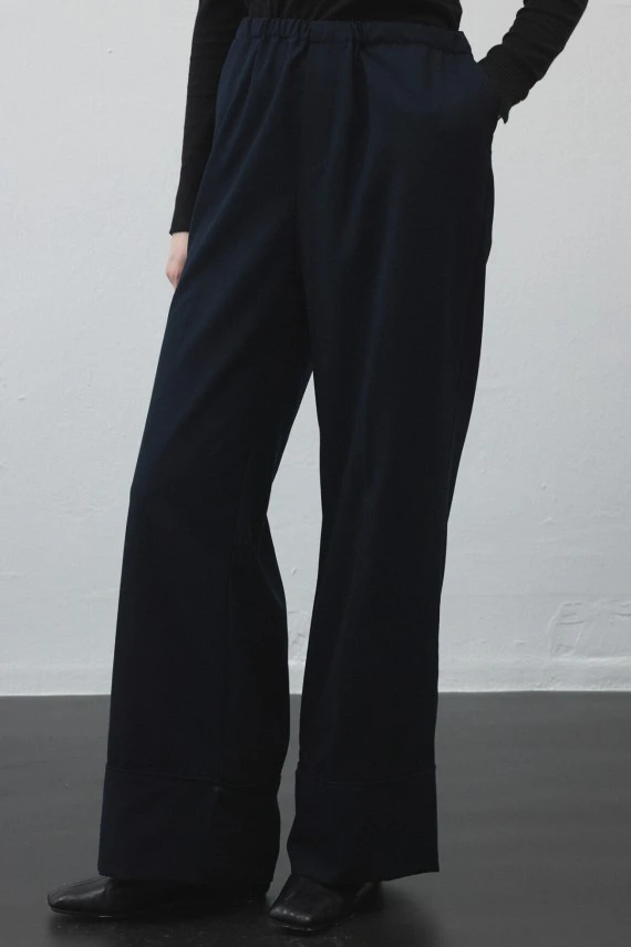 Lacivert Lastik Belli Dökümlü Pantolon - 5