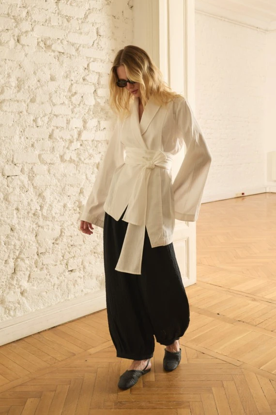 Ekru Kuşaklı Kruvaze Gömlek - 1